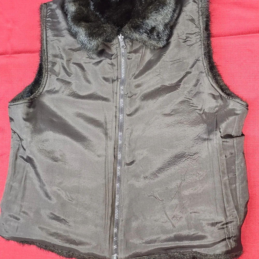 Atelier by‎ B.Thomas Fake Faux Fur Black Vest Size XL Reversible